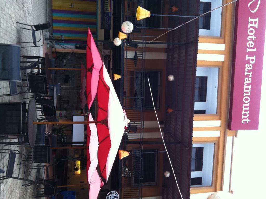 Hotel Paramount Biringkanya Extérieur photo